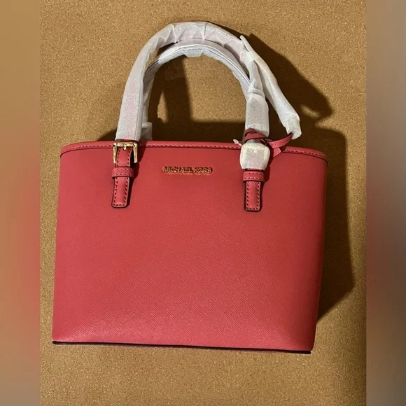 Michael Kors Pink Crossbody Bag - Picture 7 of 8